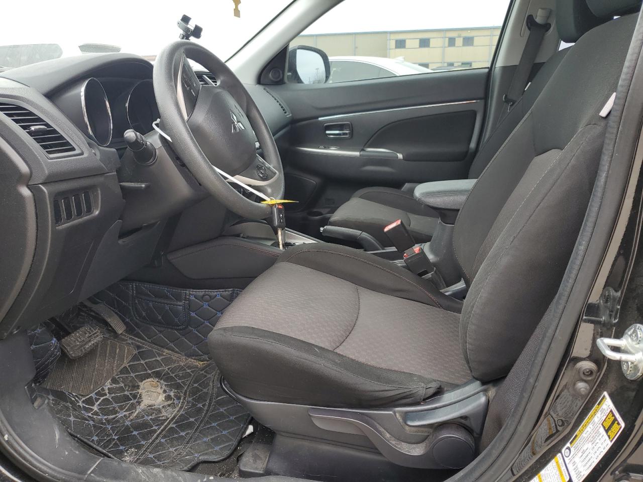 2018 Mitsubishi Outlander - Image 7