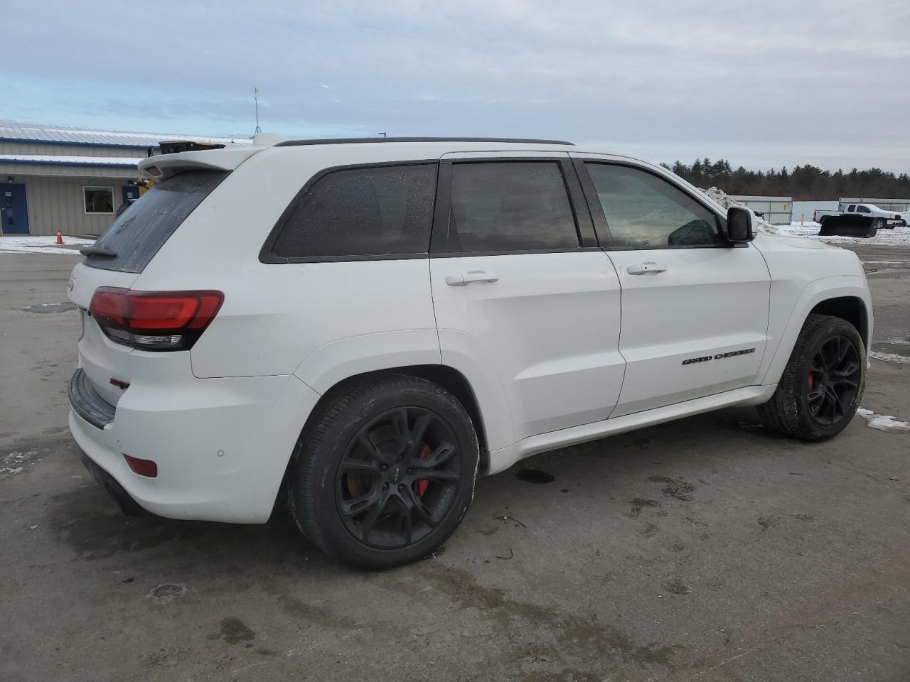 2017 Jeep Grand Cherokee - Image 3