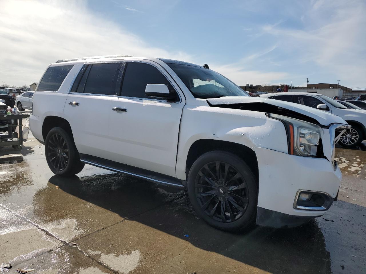 2015 GMC Yukon - Image 4