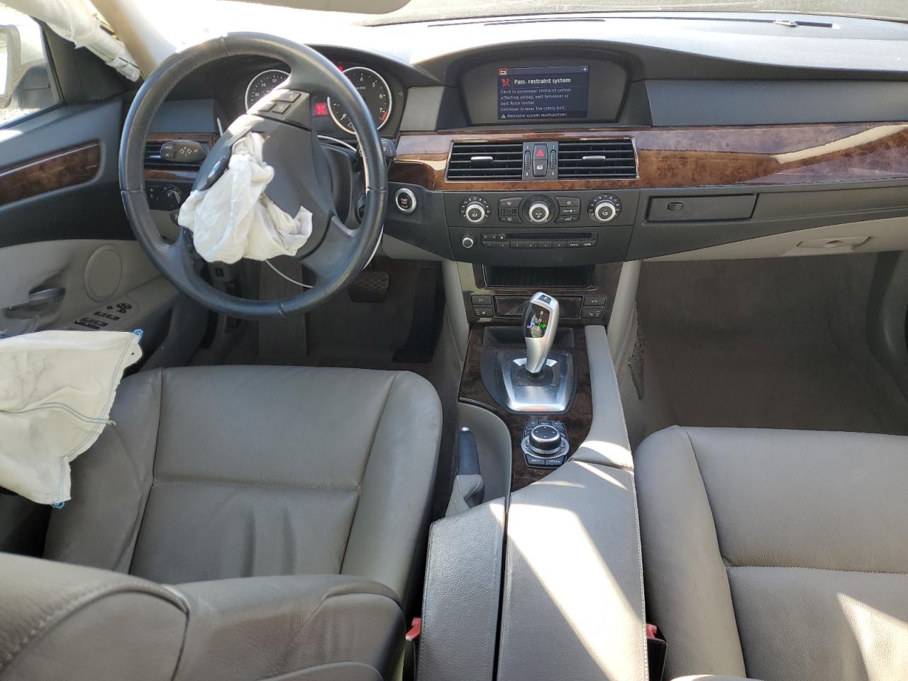 2010 BMW 5er - Image 8