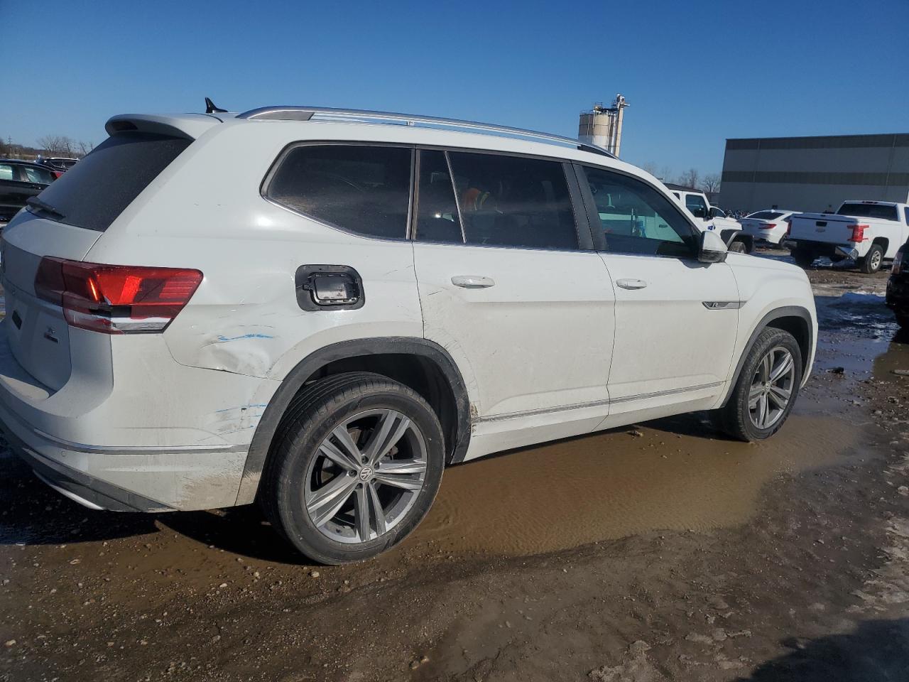 2018 Volkswagen Atlas - Image 3