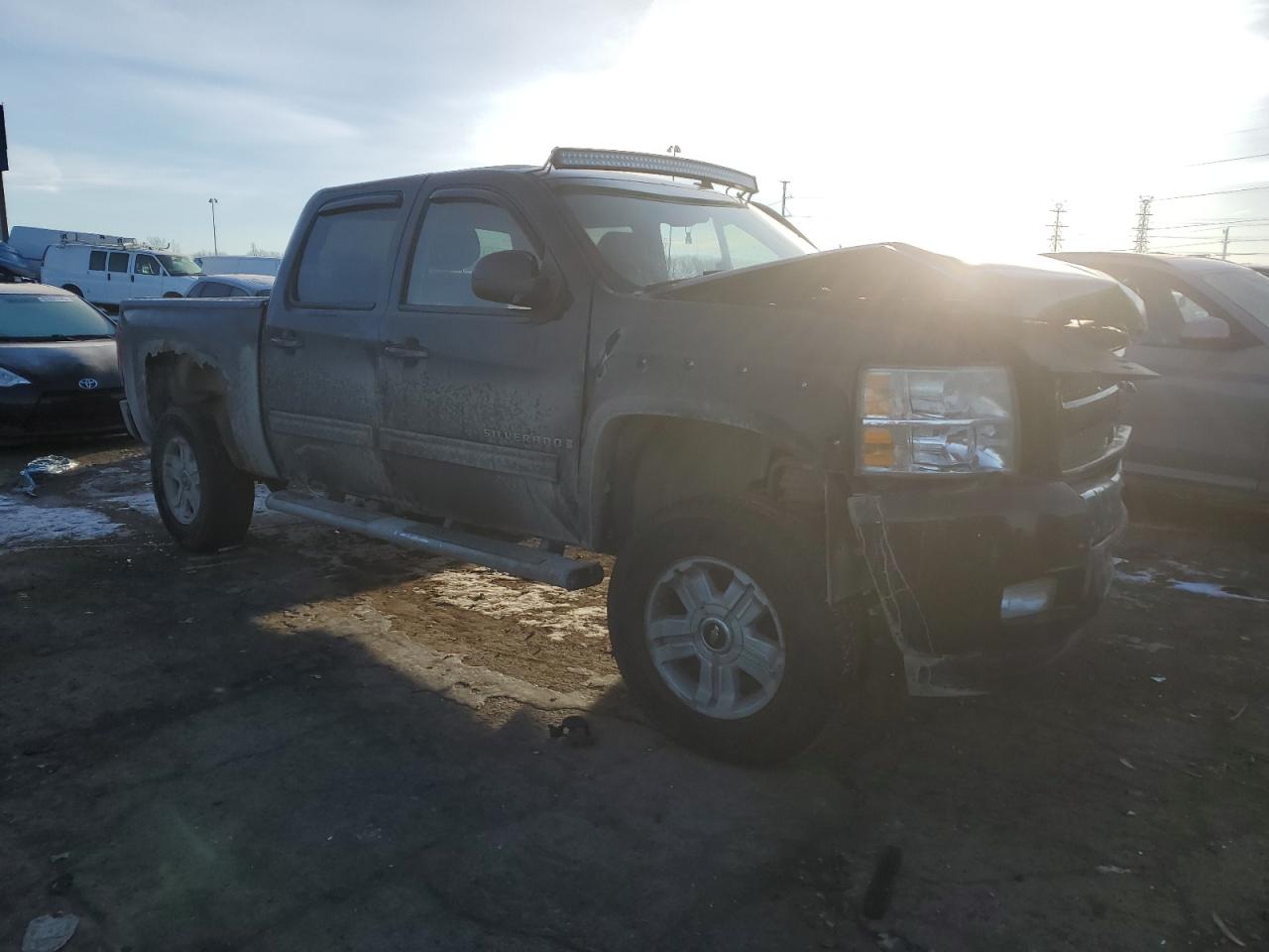 2009 Chevrolet Silverado - Image 4