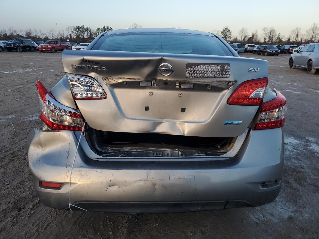 2013 Nissan Sentra - Image 6