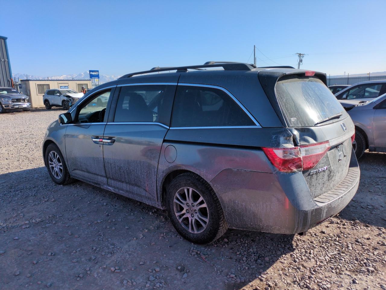 2011 Honda Odyssey - Image 2