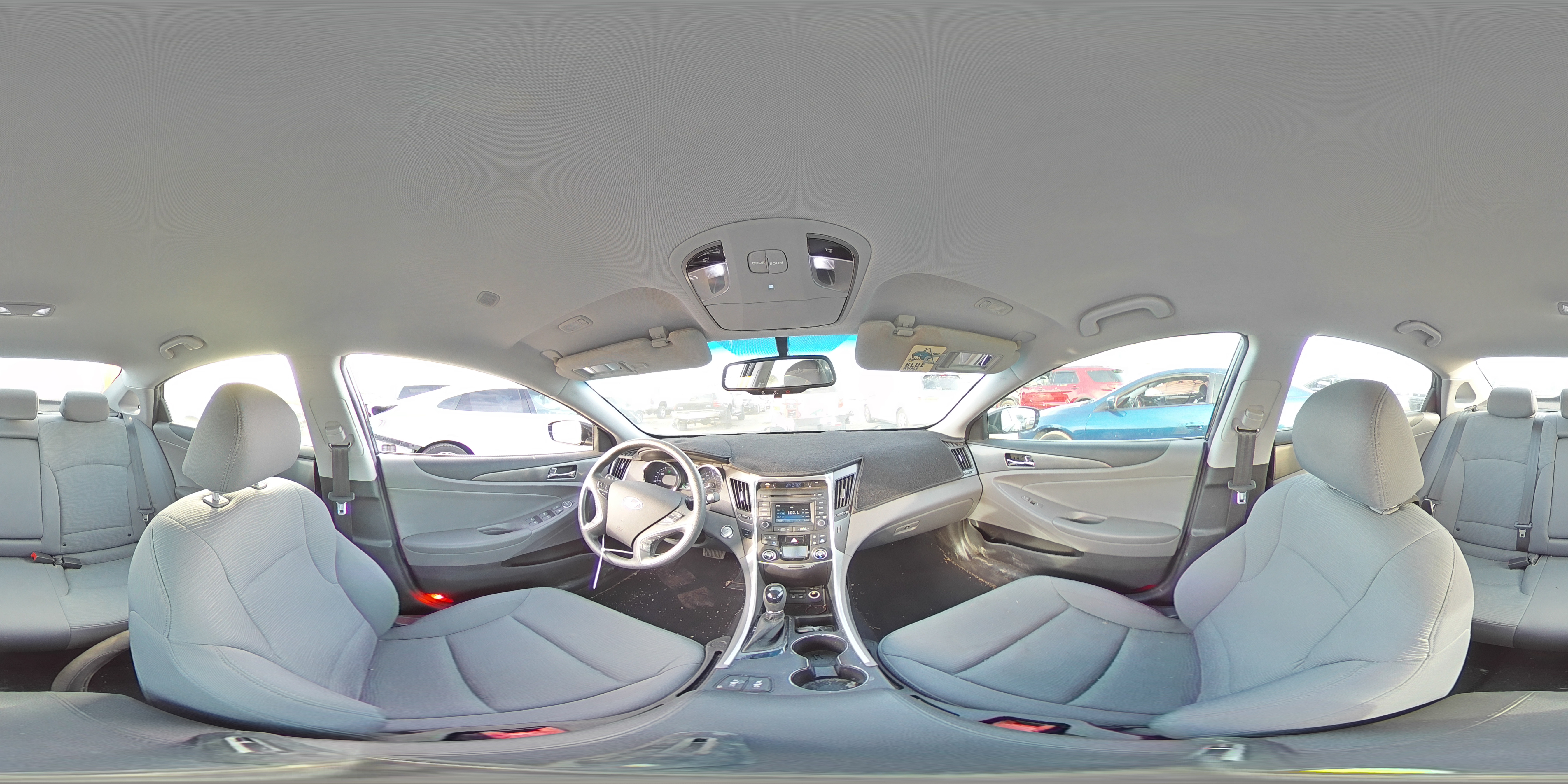 2015 Hyundai Sonata - Image 13