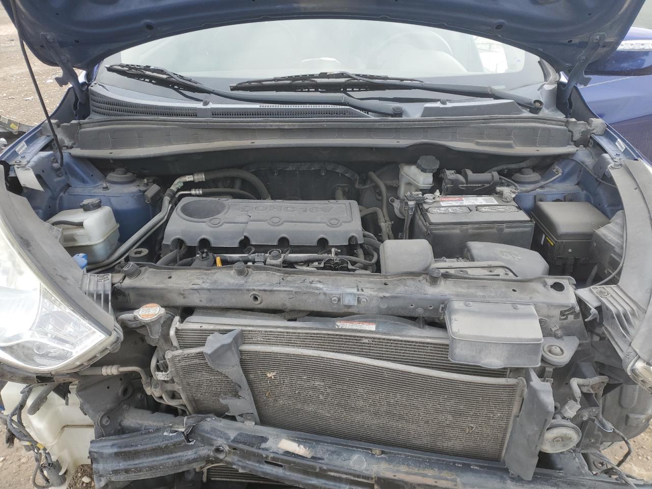 2010 Hyundai Tucson - Image 13