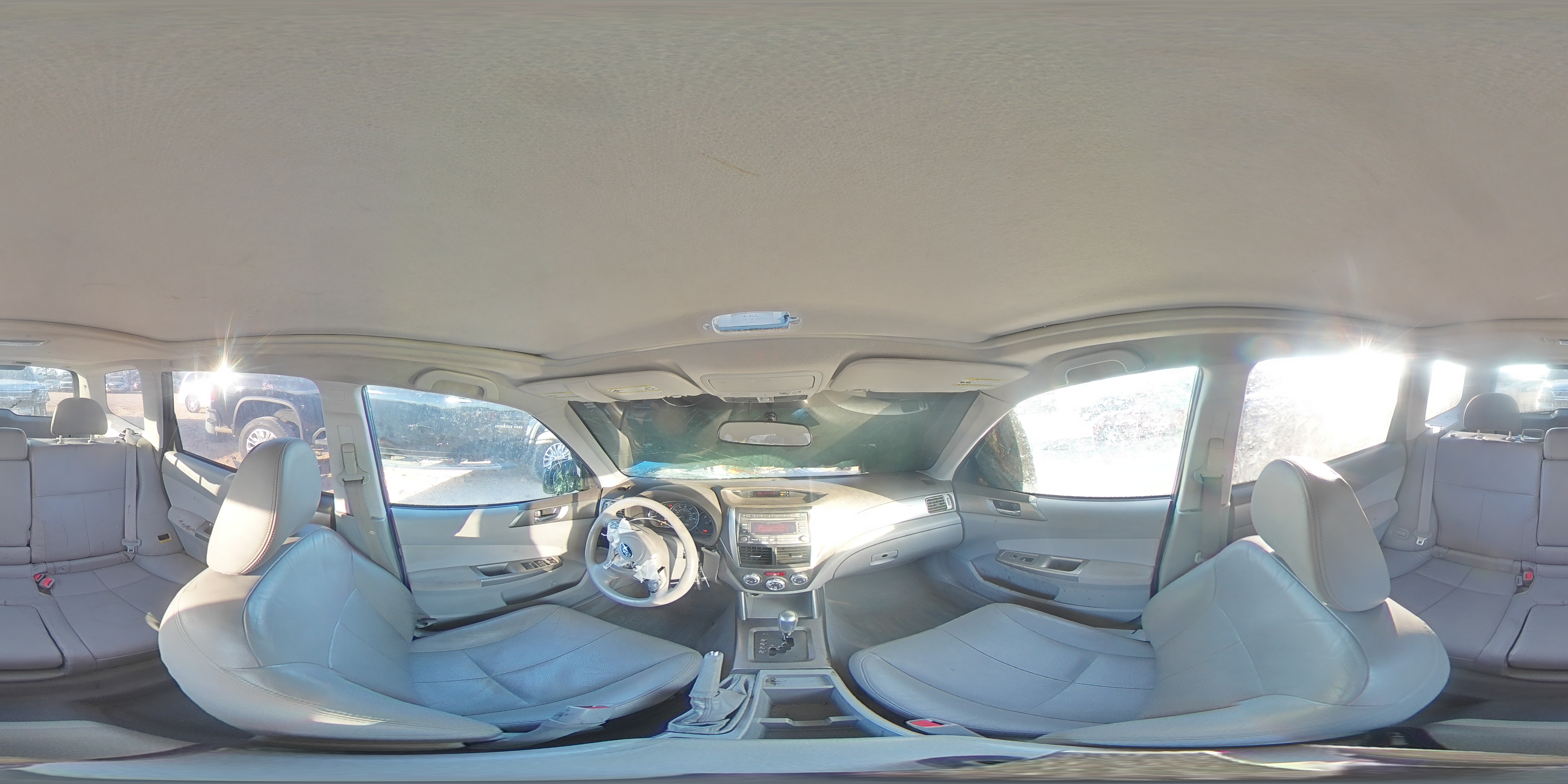 2010 Subaru Forester - Image 13