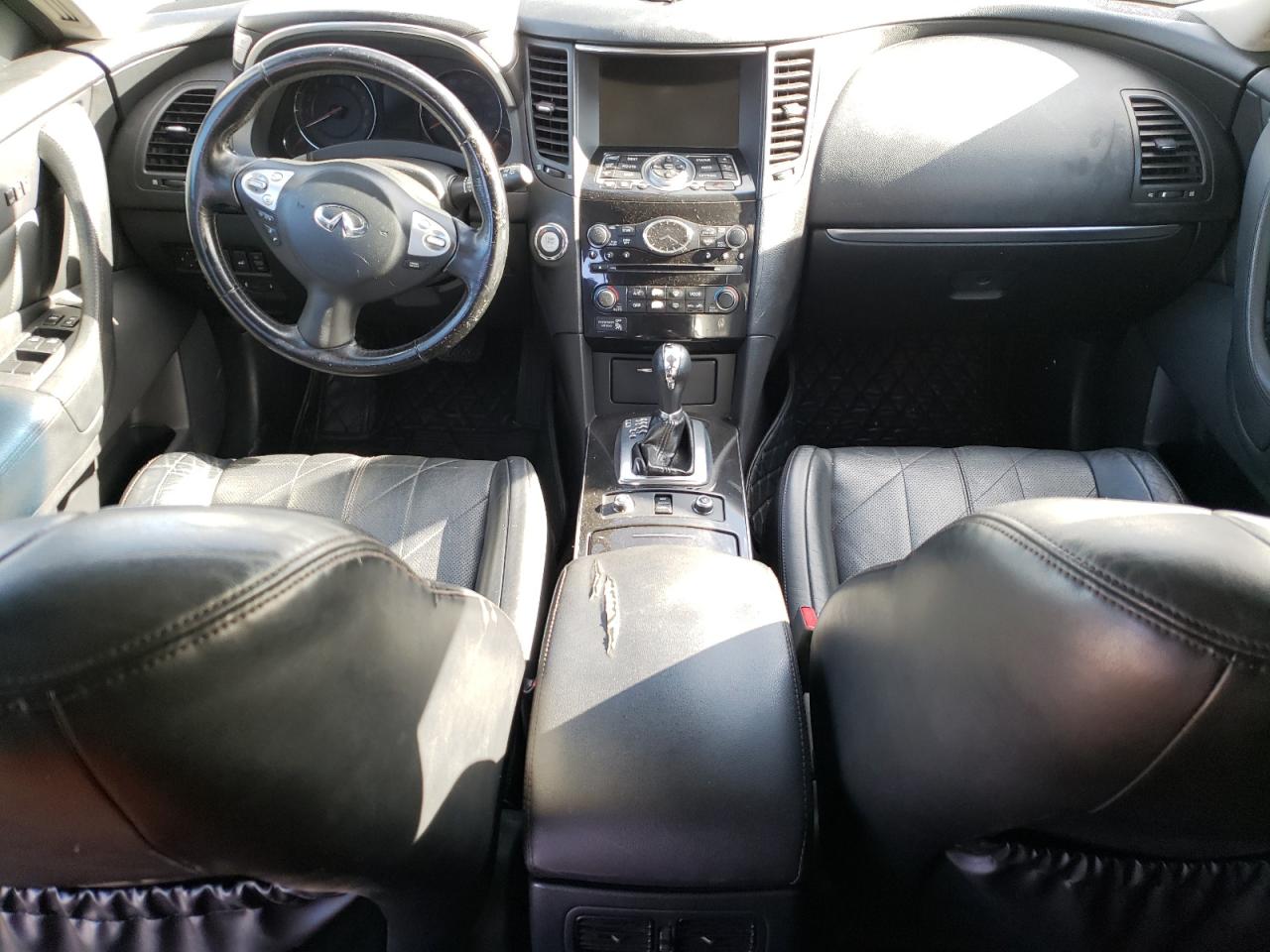2011 Infiniti FX - Image 8