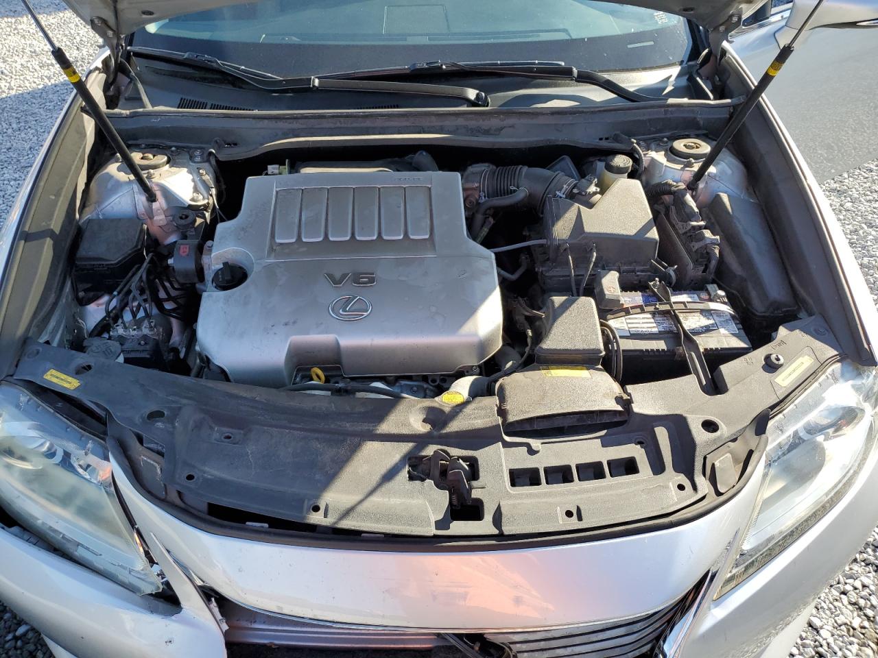 2013 Lexus ES - Image 11