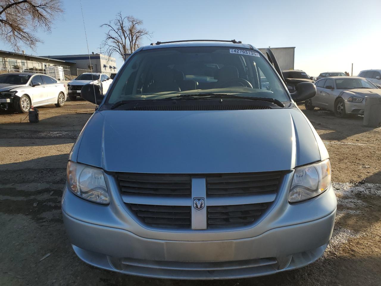 2005 Dodge Caravan - Image 5