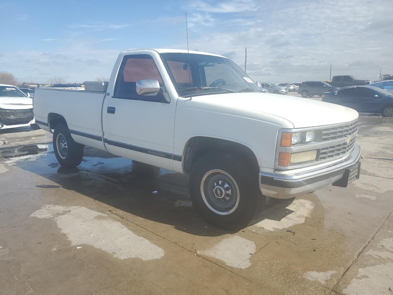 1989 Chevrolet Silverado - Image 4