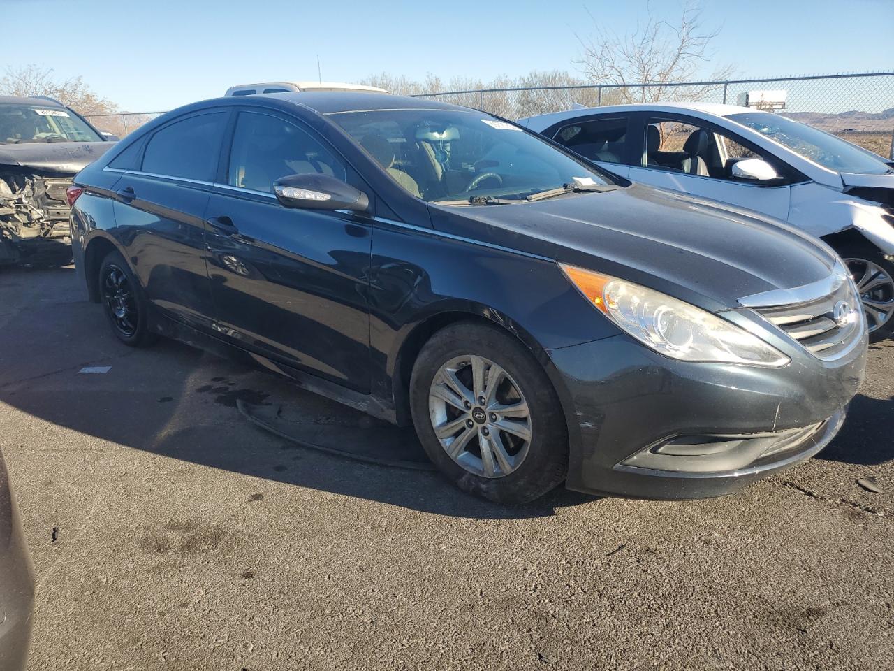2014 Hyundai Sonata - Image 4