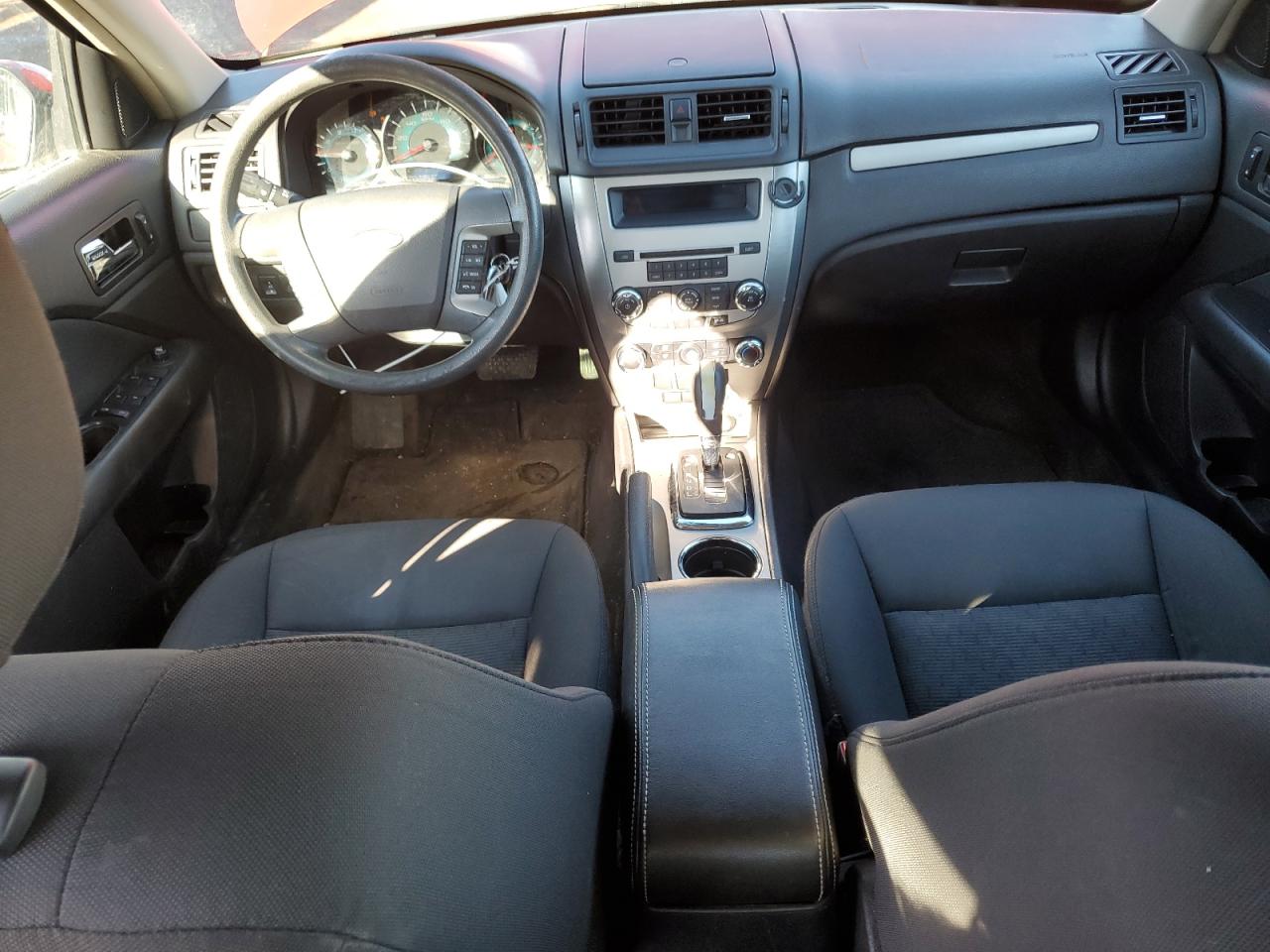 2010 Ford Fusion - Image 8