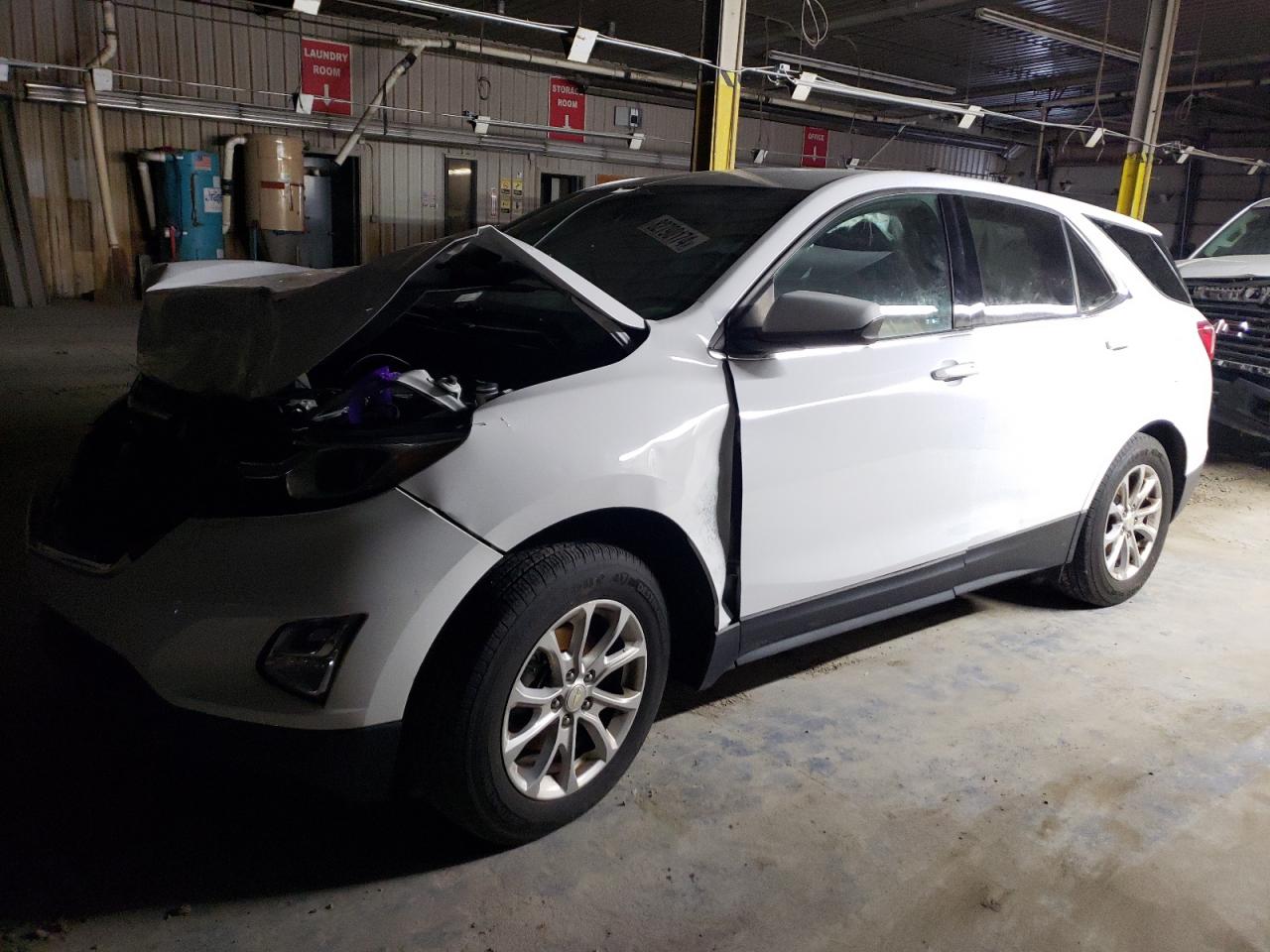 VIN 3GNAXJEV8JL105763 2018 CHEVROLET EQUINOX no.1