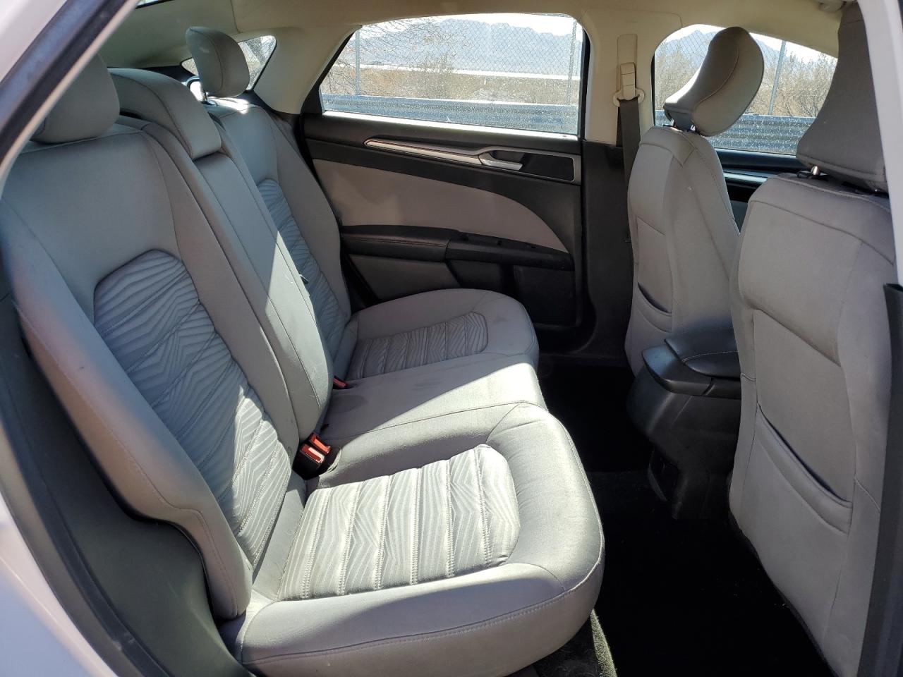 2016 Ford Fusion - Image 10