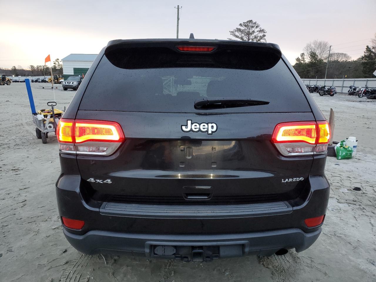 2015 Jeep Grand Cherokee - Image 6