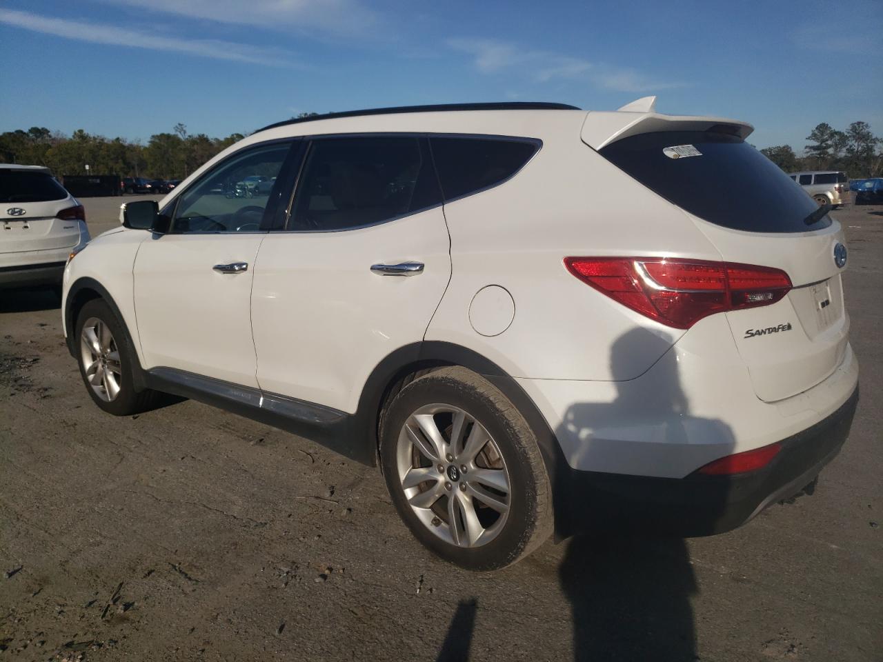 2015 Hyundai Santa Fe - Image 2