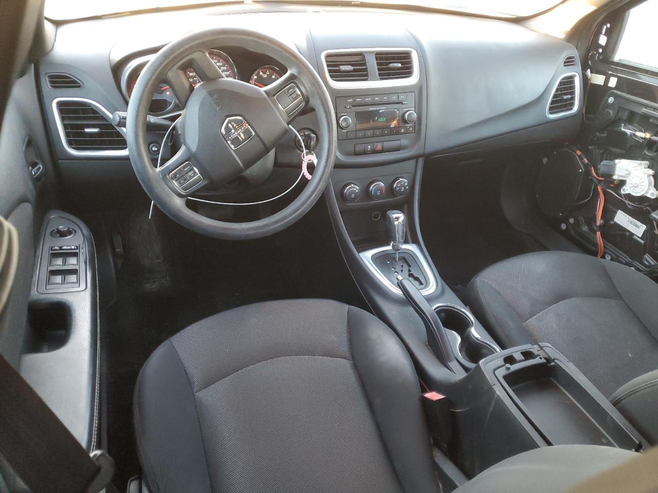 2014 Dodge Avenger - Image 8
