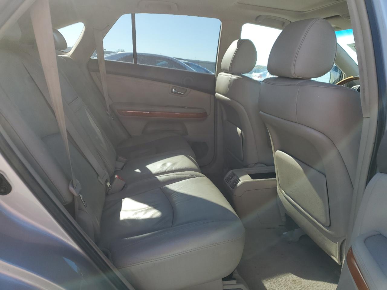 2006 Lexus RX - Image 11