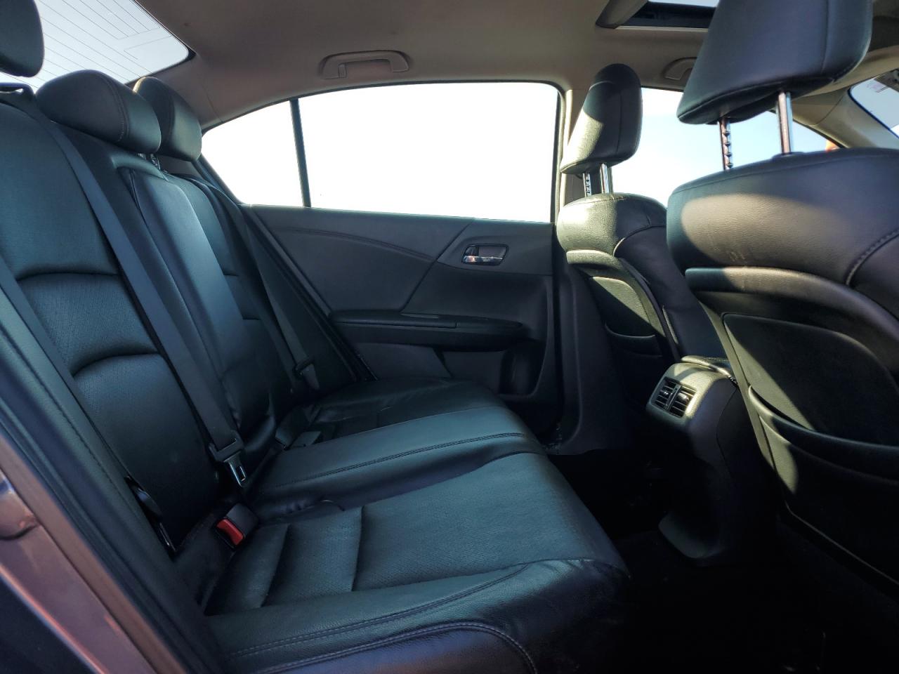 2014 Honda Accord - Image 10