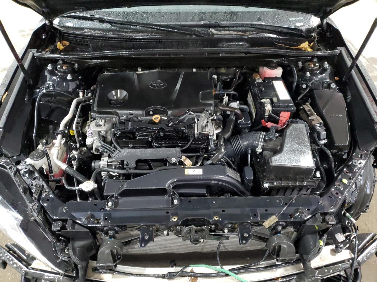 2020 Toyota Camry - Image 11