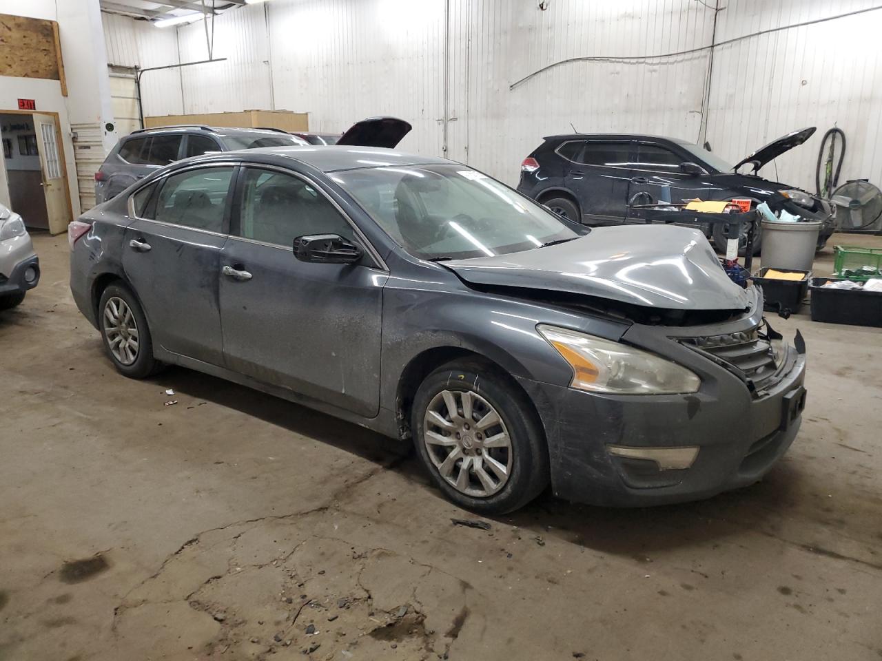 2013 Nissan Altima - Image 4
