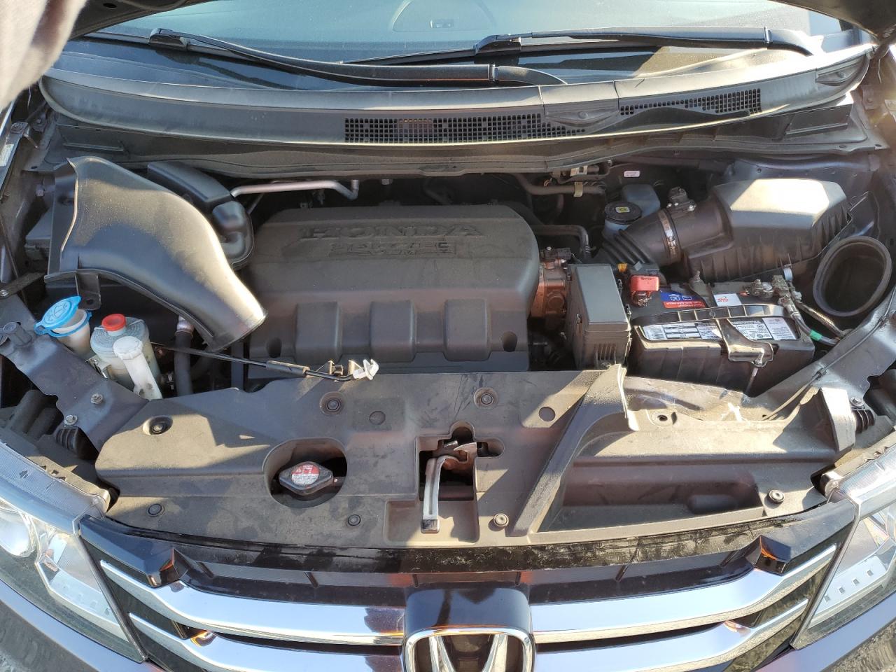 2016 Honda Odyssey - Image 12