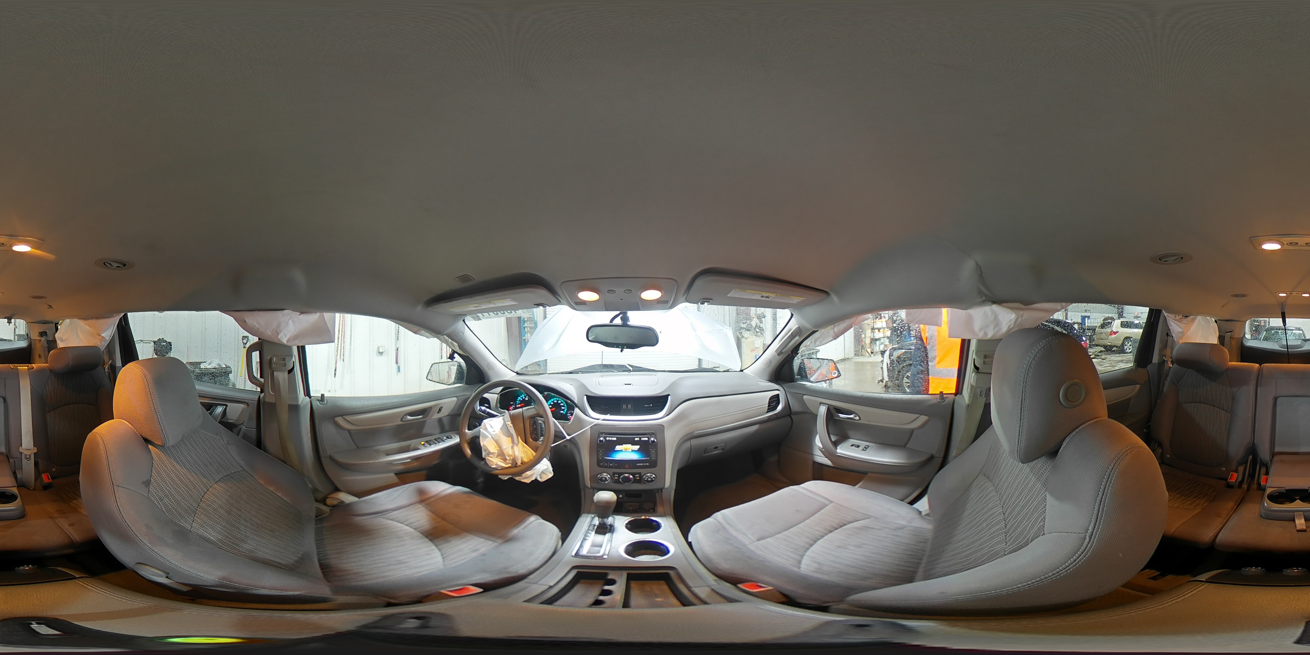 2016 Chevrolet Traverse - Image 14