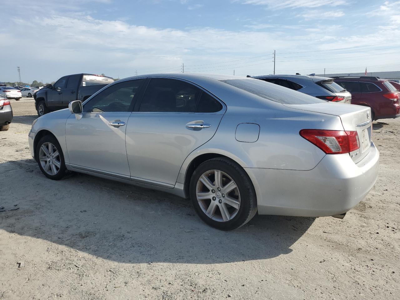 2007 Lexus ES - Image 2