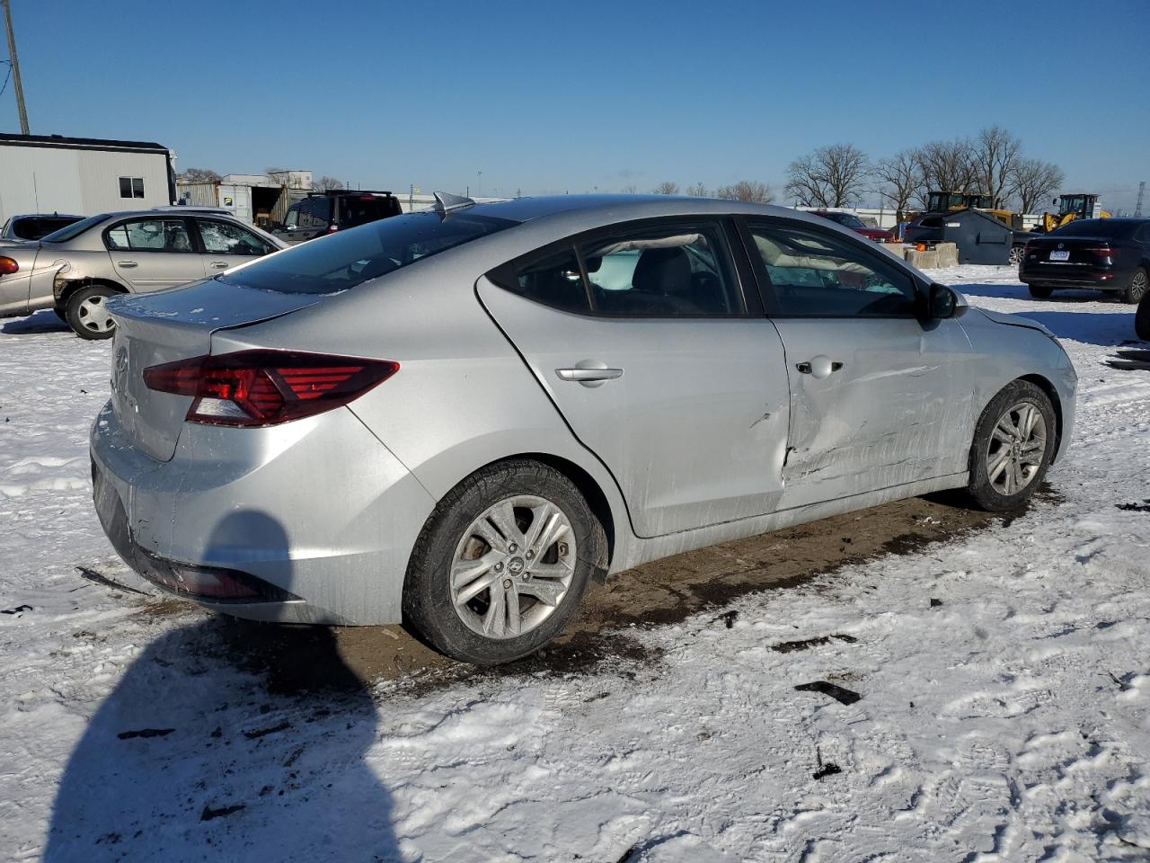 2019 Hyundai Elantra - Image 3