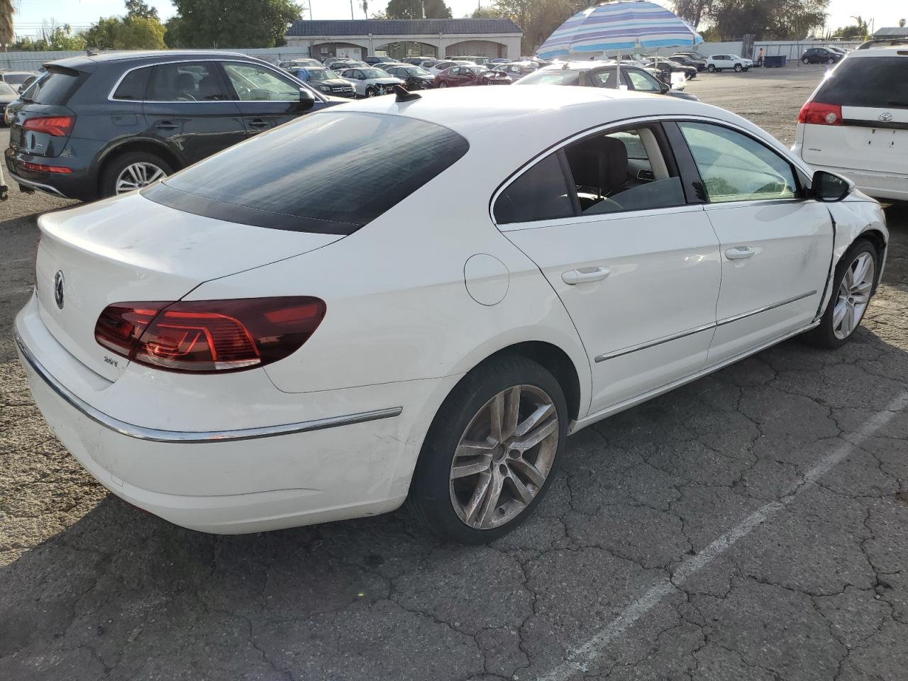 VIN WVWRP7AN4DE526047 2013 VOLKSWAGEN CC no.3