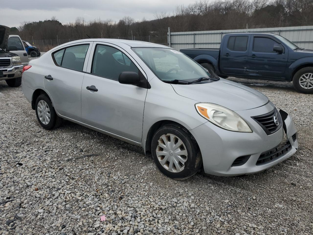 2012 Nissan Versa - Image 4