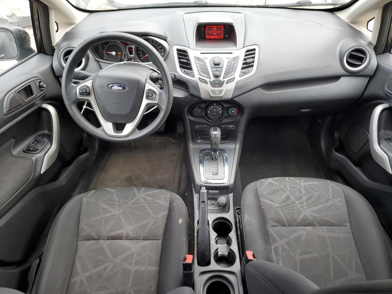 2011 Ford Fiesta - Image 8