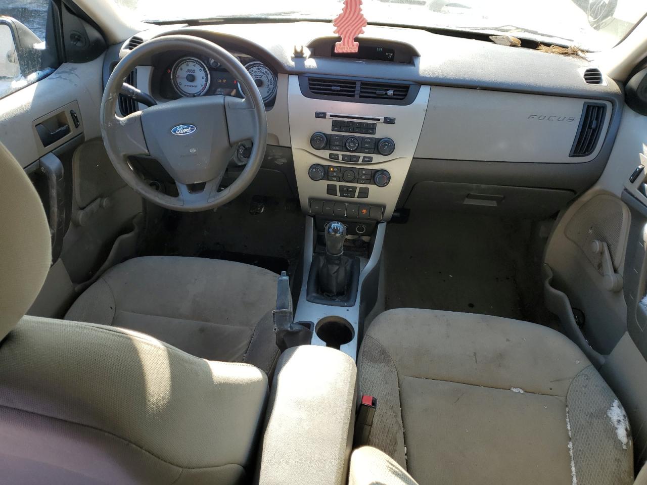 2010 Ford Focus - Image 8