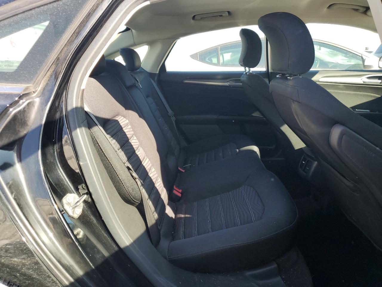 2016 Ford Fusion - Image 10