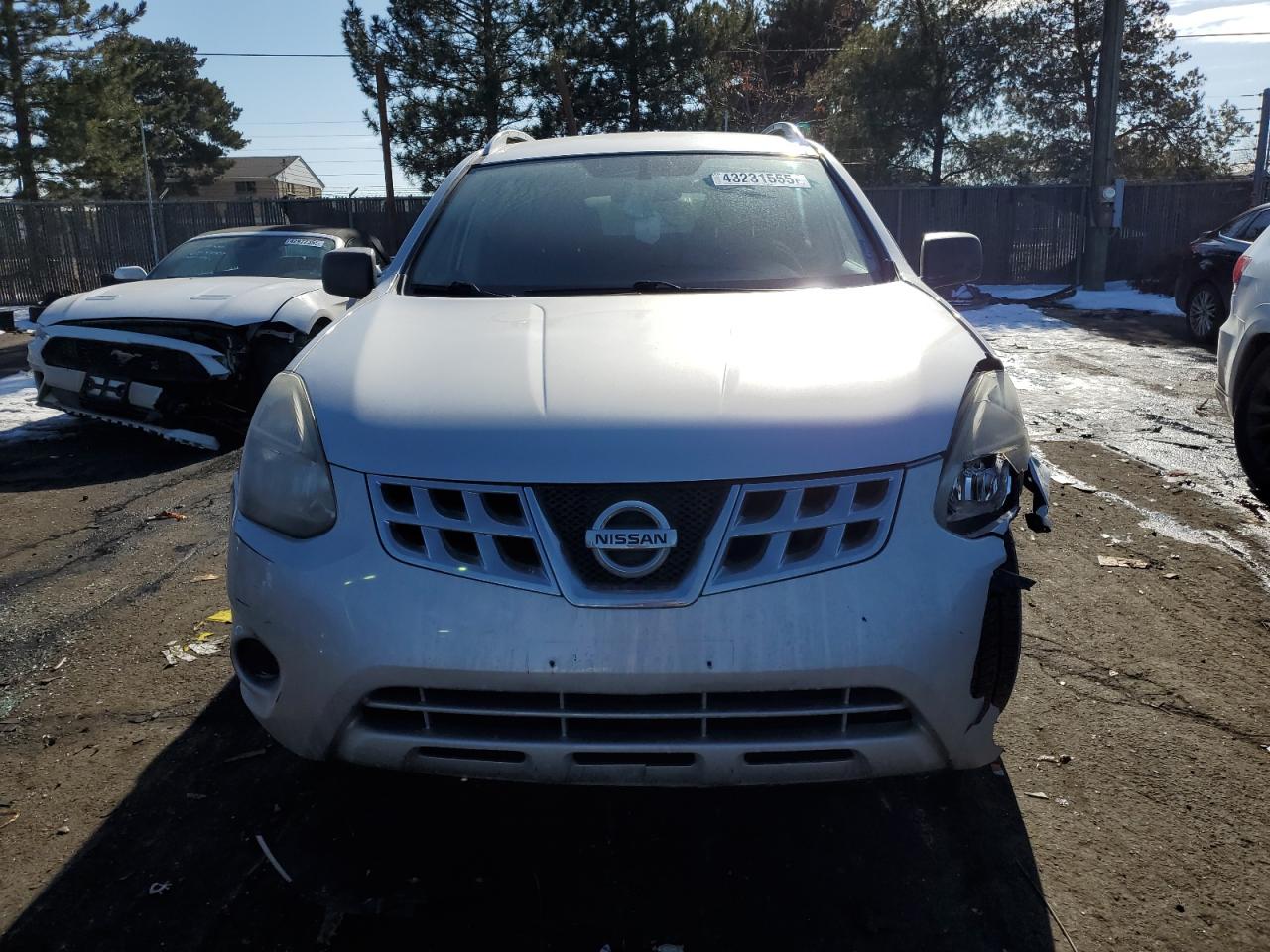 2015 Nissan Rogue - Image 5