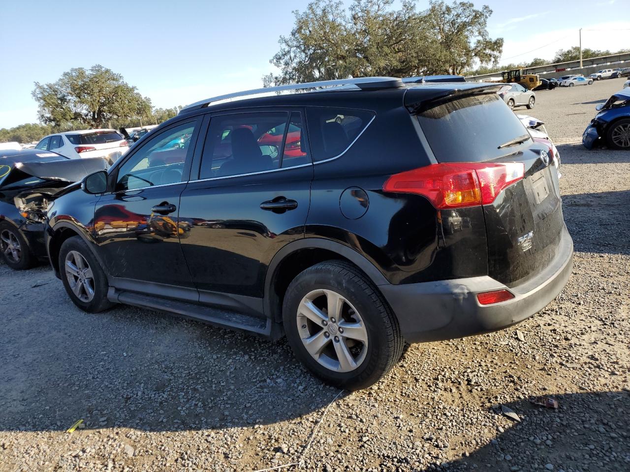 2013 Toyota RAV 4 - Image 2