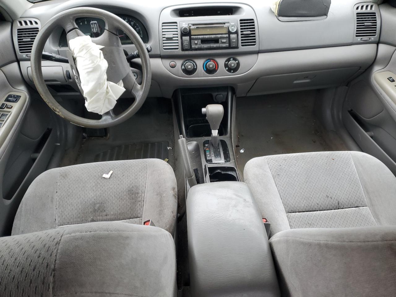 2003 Toyota Camry - Image 8