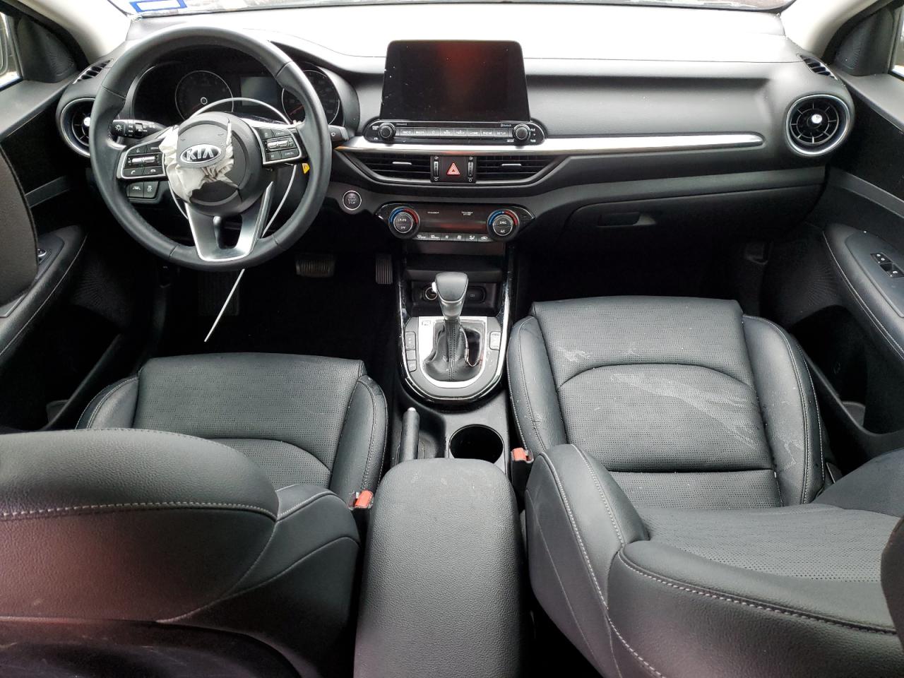 2020 Kia Forte - Image 8