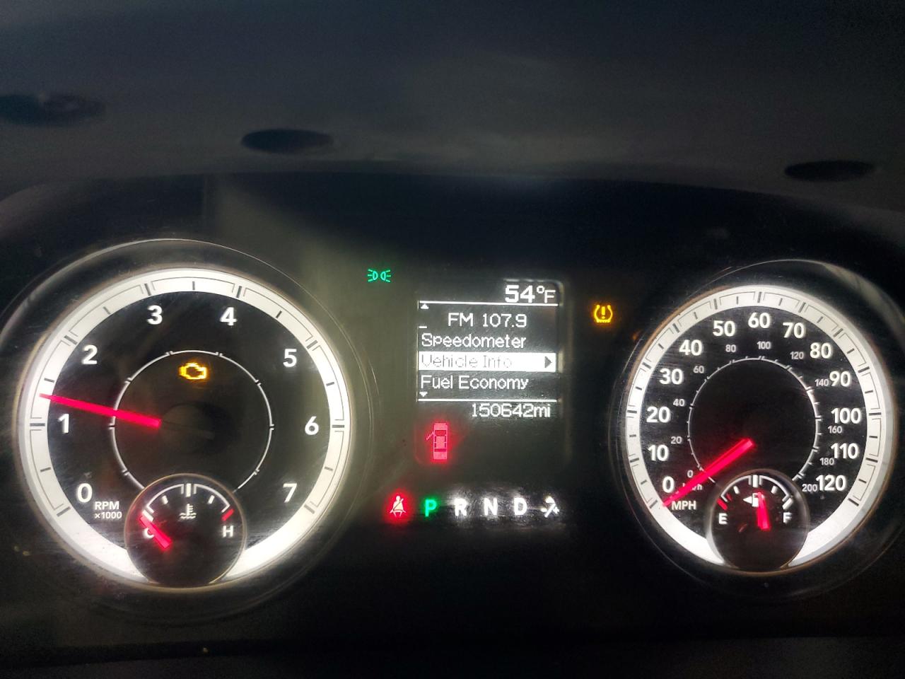 2014 RAM 1500 - Image 9