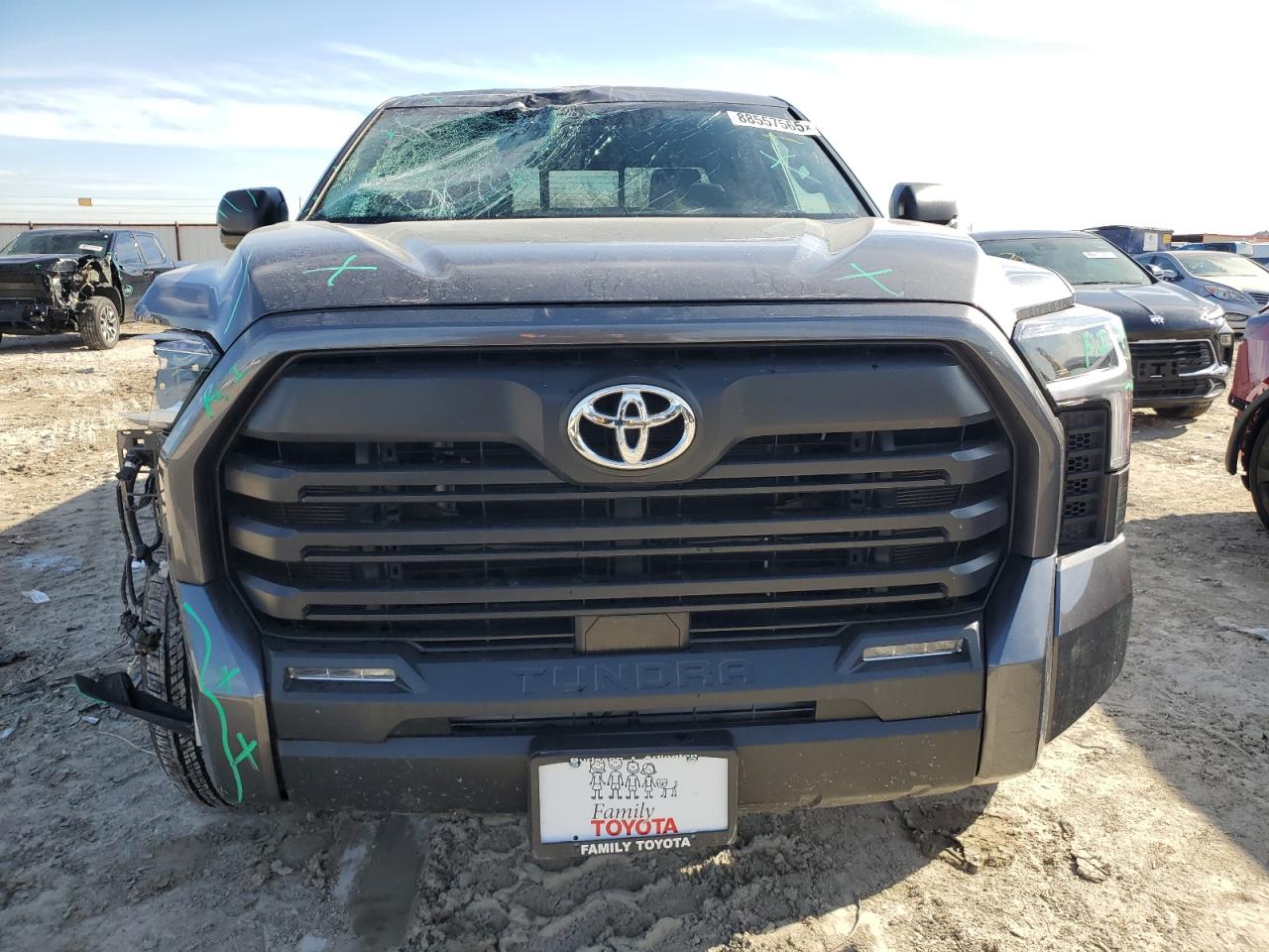 2023 Toyota Tundra - Image 5