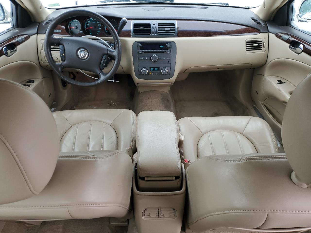 2010 Buick Lucerne - Image 8