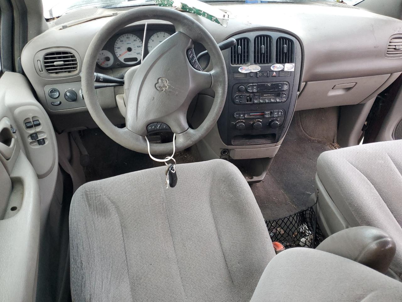 2002 Dodge Caravan - Image 8