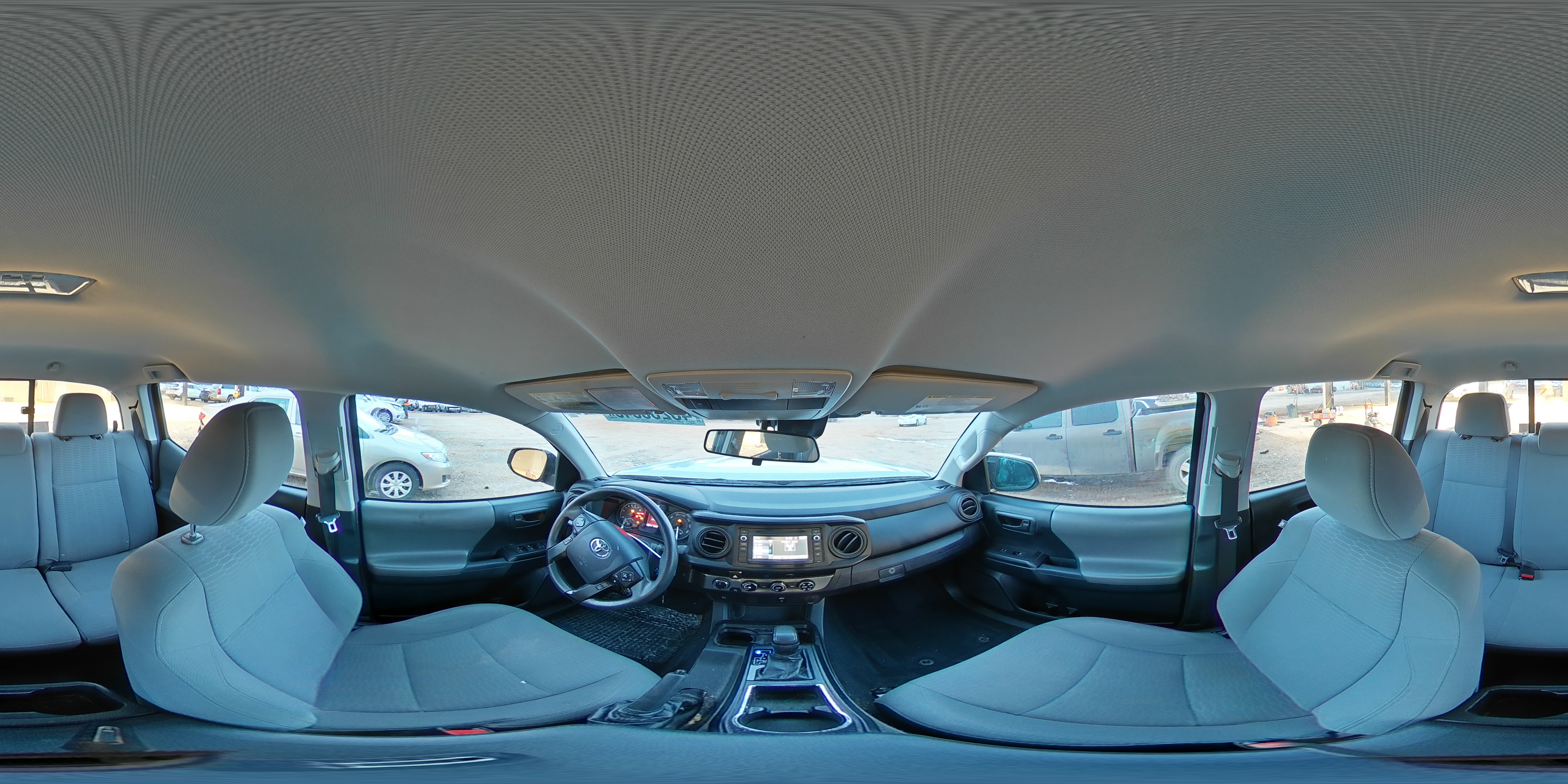 2018 Toyota Tacoma - Image 15