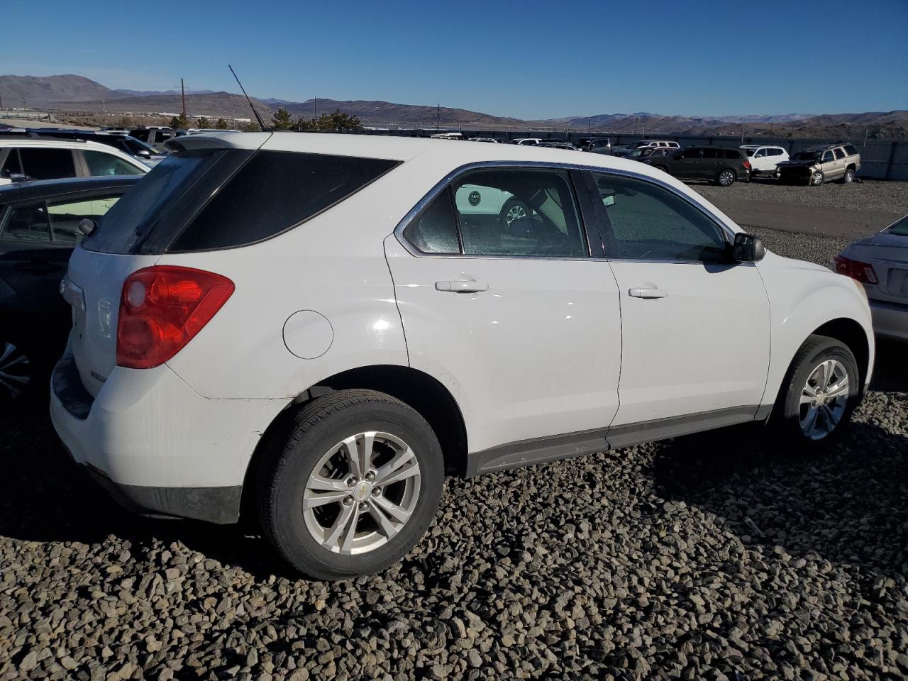 2011 Chevrolet Equinox - Image 3