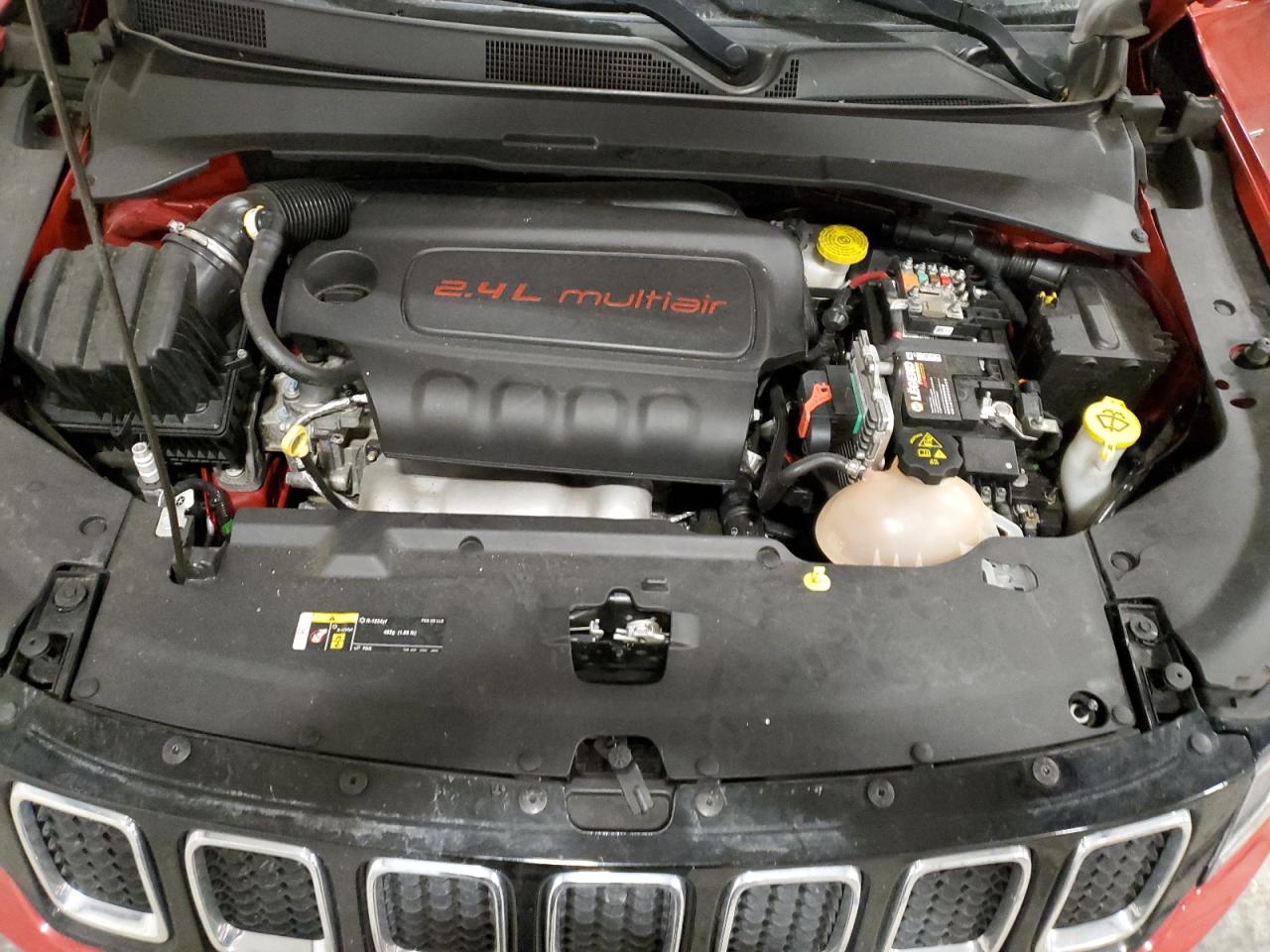 2018 Jeep Compass - Image 12