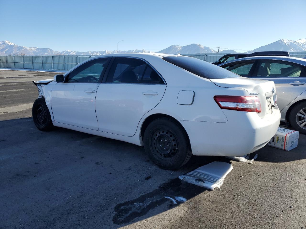 2011 Toyota Camry - Image 2
