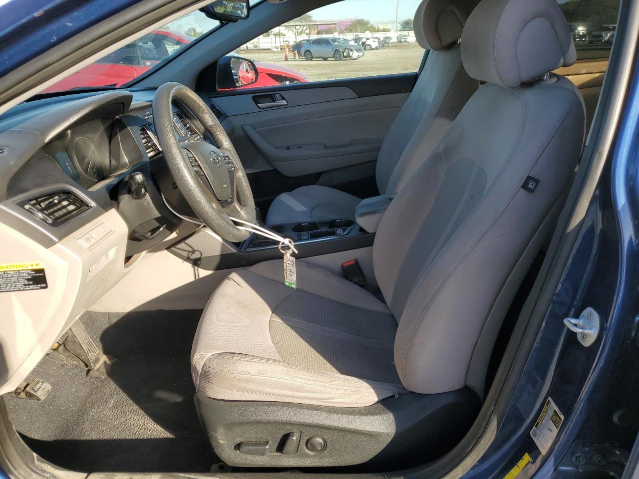 2015 Hyundai Sonata - Image 7