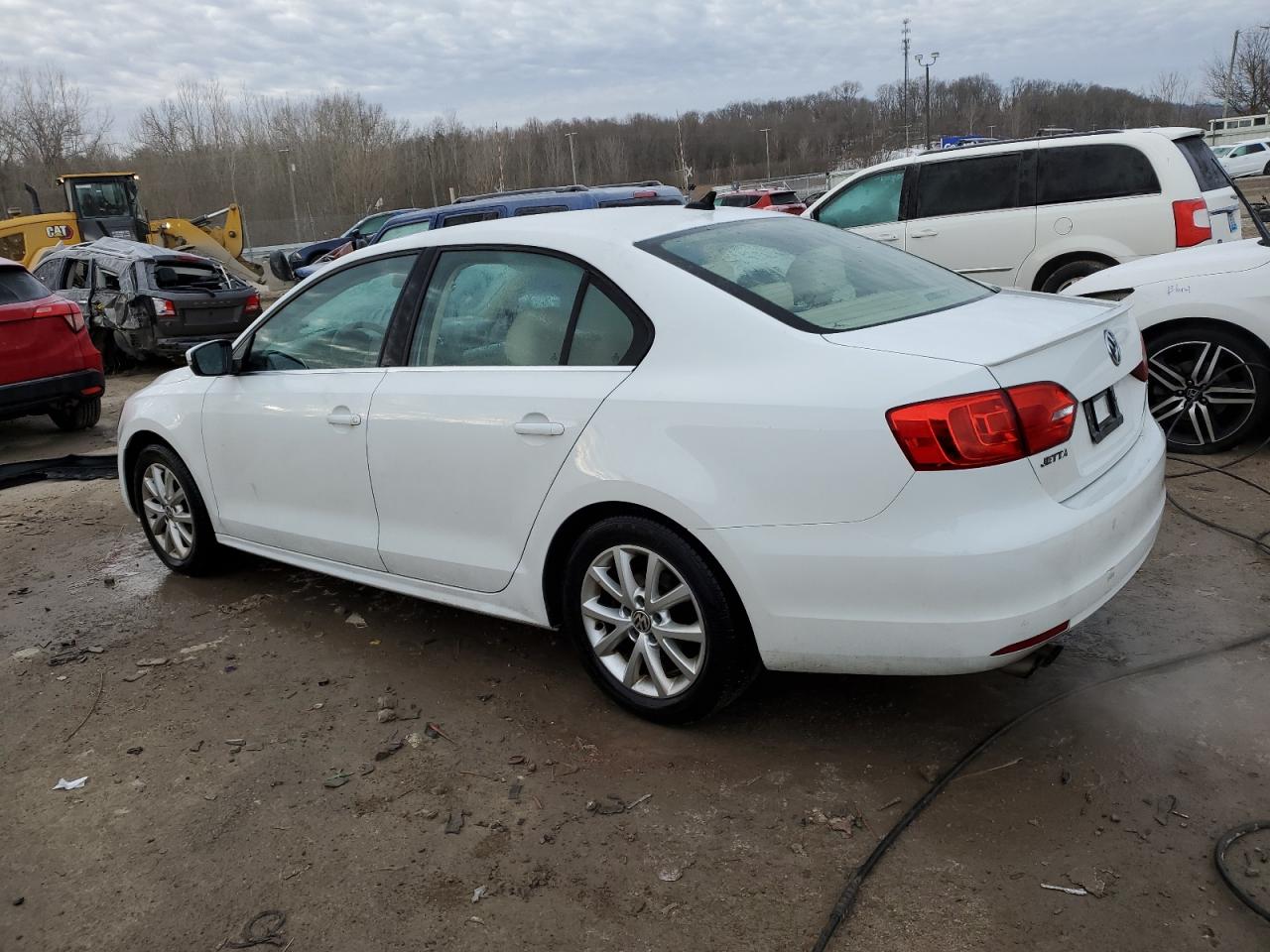 2014 Volkswagen Jetta - Image 2