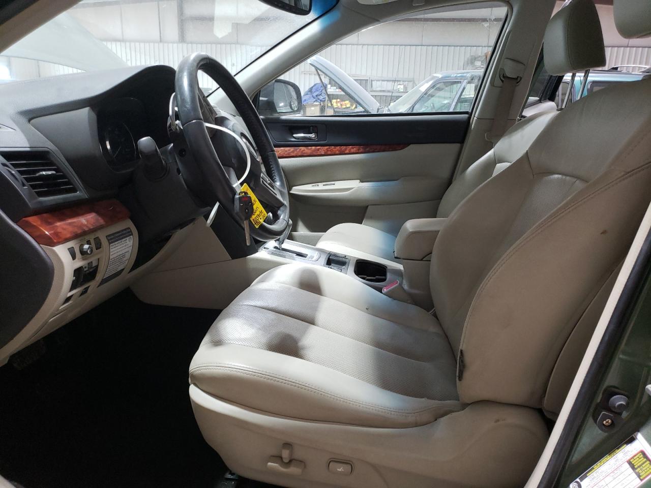 2011 Subaru Outback - Image 7